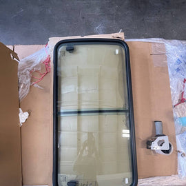 Delica L300 Sliding Rear Windows LH/RH 2 Window Kit